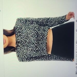 Alex & Sophia Beaded and pearl crop top XS NWT